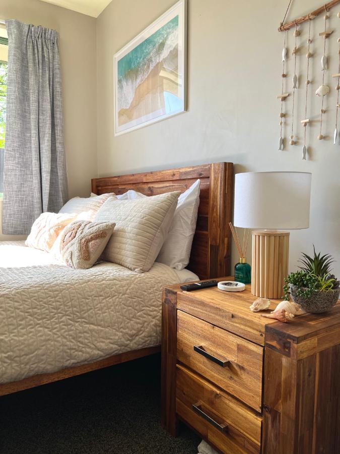 Golden Pearl Bed & Breakfast Christchurch Bagian luar foto