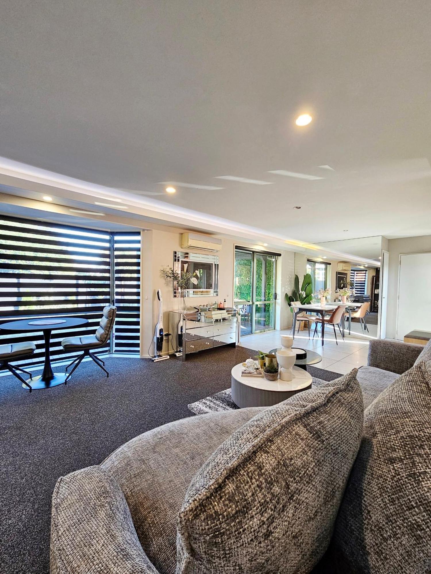 Golden Pearl Bed & Breakfast Christchurch Bagian luar foto